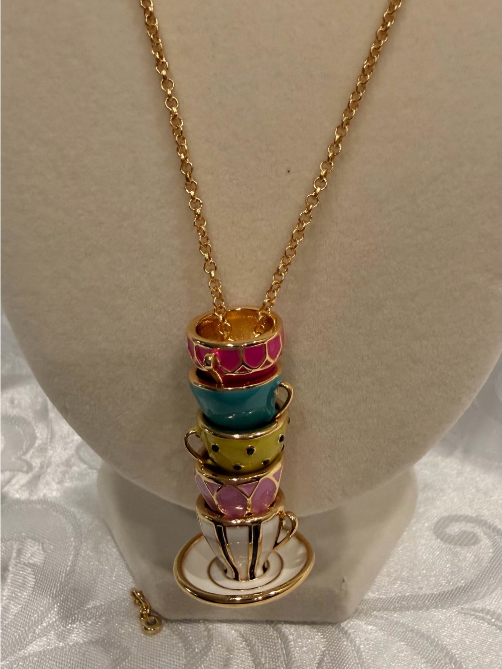 Kate Spade Gold-Tone Stacked Teacup Necklace! New